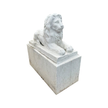 paire de statues lion sur socle